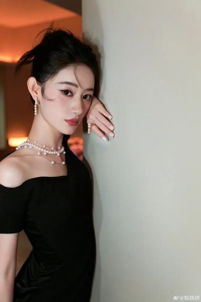 御姐玫瑰下载角色立绘